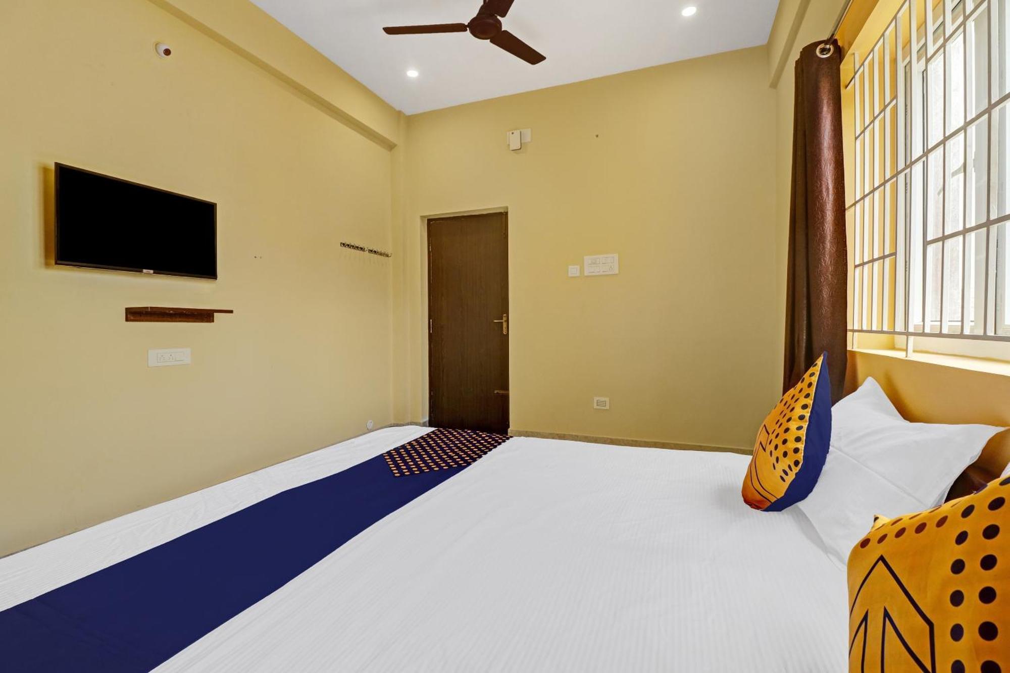 Spot On Kayal Residency Hotel Coimbatore Exterior foto