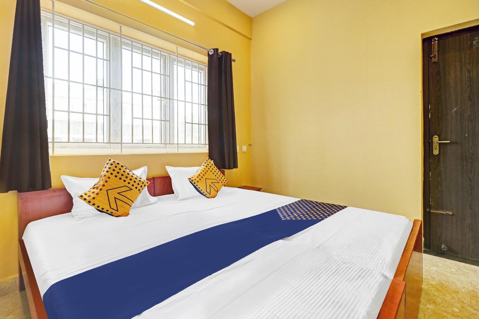 Spot On Kayal Residency Hotel Coimbatore Exterior foto