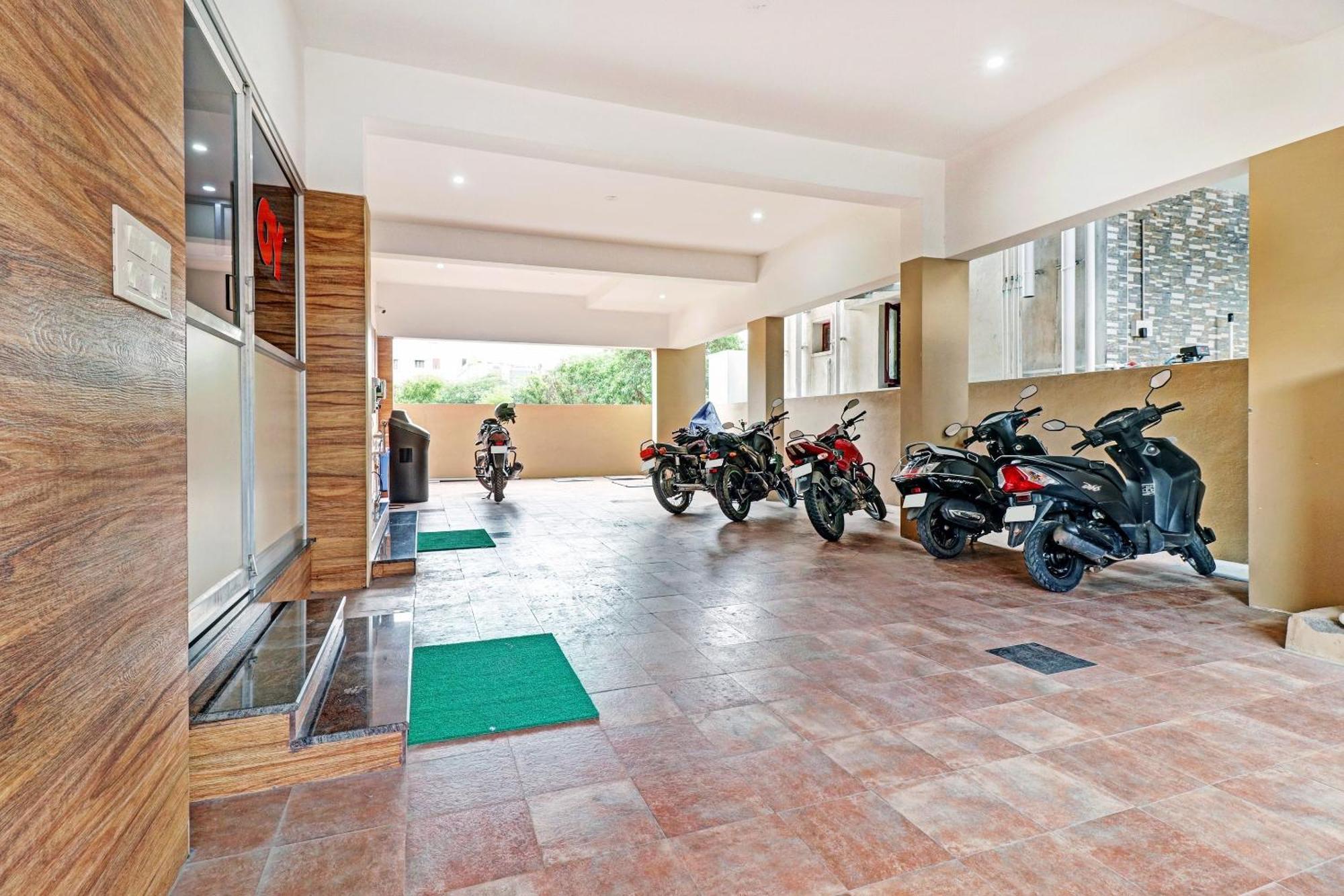 Spot On Kayal Residency Hotel Coimbatore Exterior foto
